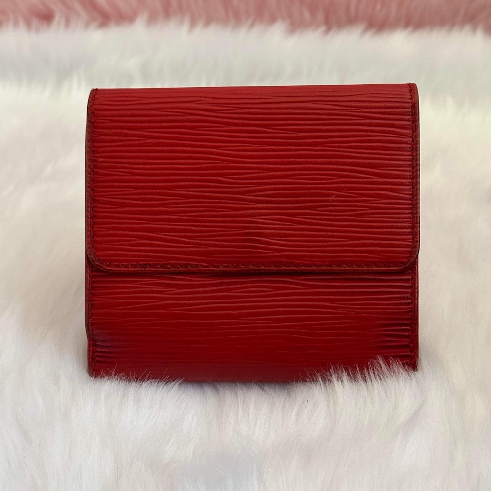 Authentic Red LV Wallet - Picture 4 of 10
